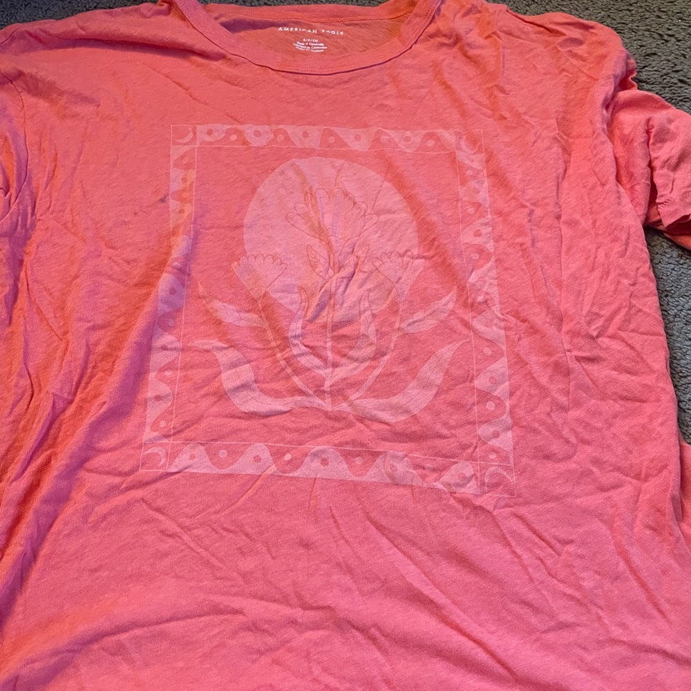 American Eagle Outfitters Pink Short Sleeve Tee